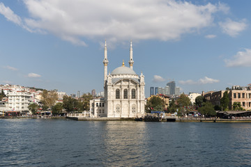 Fototapeta na wymiar Ortakoy mosque , Istanbul, Turkey.