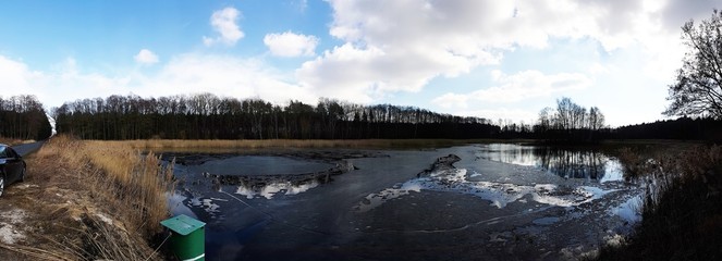 Jezioro panorama © michalsen