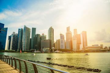 Naklejka premium Singapore city skyline of business district downtown in daytime.