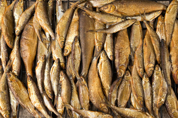 Smoked small fish