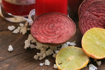 fresh beetroot and juices