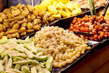 thai food for sale in market