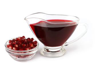 Garnet vinegar and seeds
