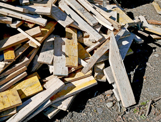 Pieces of wood and pallets ready for recycle. 