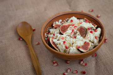 fresh cottage cheese with fruit  