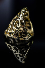 Fototapeta premium Elegant ring made of gold