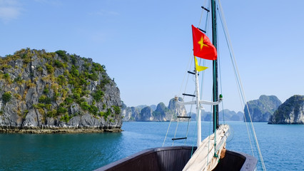 Ha Long Bay Boat Cruise, Halong Bucht, Vietnam