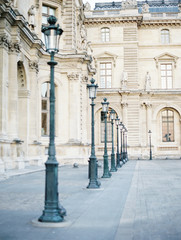 Fototapeta na wymiar Lampposts in Paris
