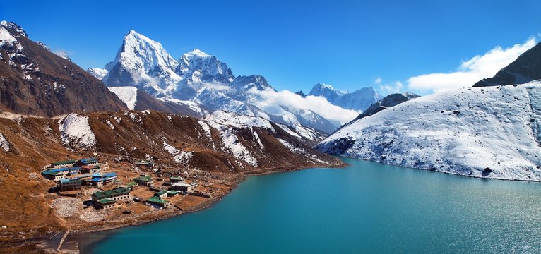 Dudh Pokhari Tso or Gokyo lake, Gokyo village