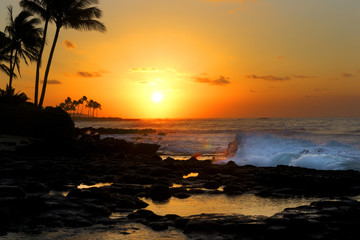 Fototapeta na wymiar Sunrise at Kakai'ula Point, Kauai, Hawaii