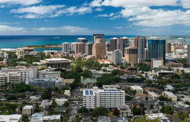 Downtown Honolulu from the National Memorial Cemetery of the Pacific (Punchbowl Cemetery) in Honolulu, Hawaii - obrazy, fototapety, plakaty