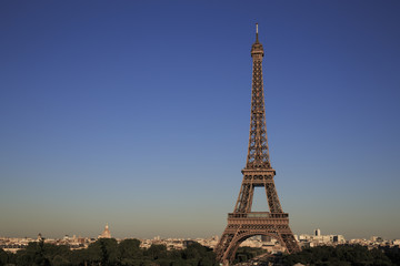 Fototapeta premium Paris cityscape with Eiffel Tower 