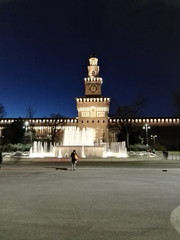 Fototapeta na wymiar Milano castello sforzesco