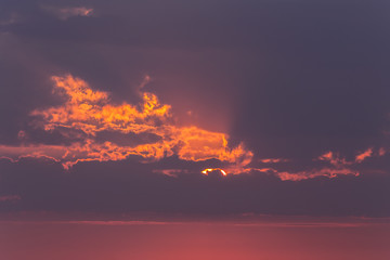 Naklejka premium dramatic sky with clouds