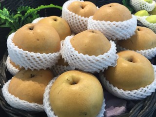 Chinese pear at the market,pear fruit,fresh Chinese pears