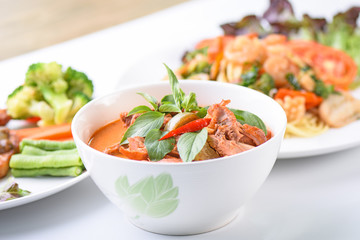 Kaeng Pled Ped Yang (Roasted Duck in Red Curry), Popular Thai food