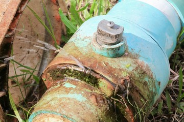 water valve  broken plumbing tube and  leak at  wait repair plumber