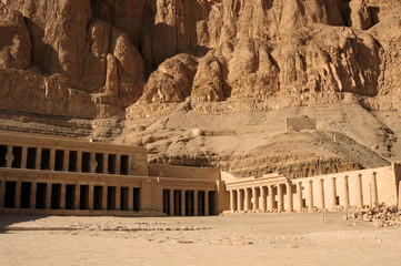  Temple of Hatshepsut at Deir el-Bahri. Neighborhoods of Valley of the Kings. Luxor. Thebes. Egypt.