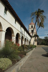Fototapeta na wymiar Santa Barbara Mission