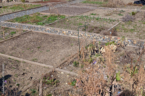 "Gemüsegarten im Frühjahr" Stockfotos und lizenzfreie Bilder auf