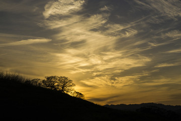 Fototapeta na wymiar Hillside sunset