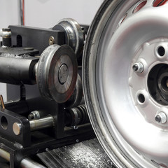 Rim on the special machine for repair of rims