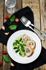 Ricotta tomato spinach stuffed turkey with broccoli