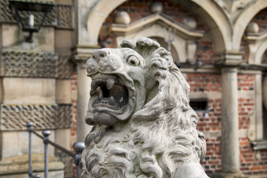 Lion statue in Friederiksborg castle