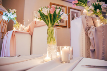 Delicious cake with macaroons