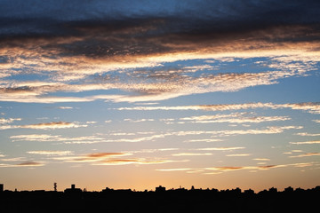 Fototapeta premium sunset sky whit City Skyline Silhouette, bondi beach, Sydney, Australia.