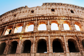 Obraz premium The iconic ancient Colosseum of Rome