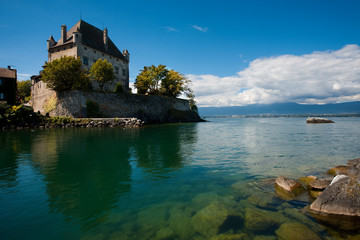 Fototapeta na wymiar Lake Geneva Waterfront Castle in Yvoire France