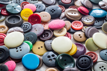 many buttons