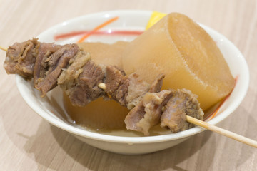 第8位「牛すじ」濃厚な味わいでおでんを格上げ