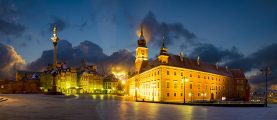 Fototapeta na wymiar Royal Castle in Warsaw, rebuilt in the seventies from the devastation of war