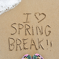 text I love spring break in the sand