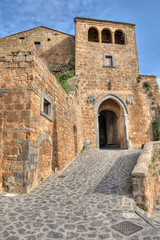 Fototapeta na wymiar Civita di Bagnoregio Romanesque Arch