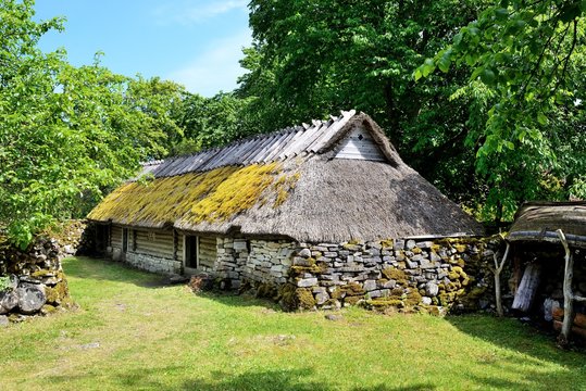 Old house in Saarema