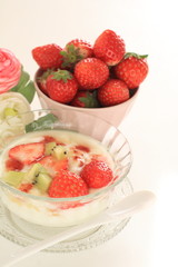 Strawberry and Kiwi fruit yogurt