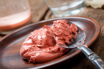 red lime paste