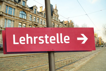Schild 211 - Lehrstelle