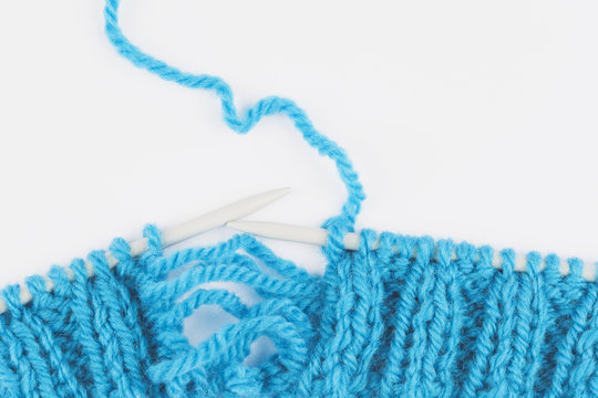 knitting, knit stirches, plain stitches, knitting needles, DIY