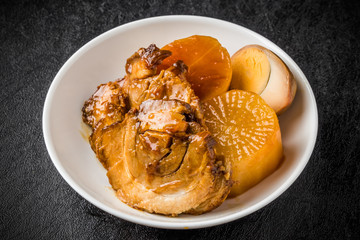 豚の角煮　 Pork boiled