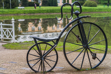 Fototapeta na wymiar Bicycle monument in Nałęczów 