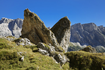 Fototapeta na wymiar Giant rocks in Val di Gardena, Dolomites
