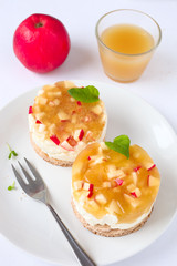 Apfel-Quark- Törtchen