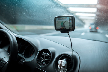 Obraz premium Close-up of gps navigation system In old car