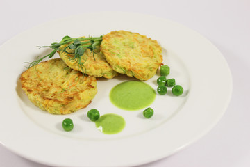 Vegetable pancakes with peas