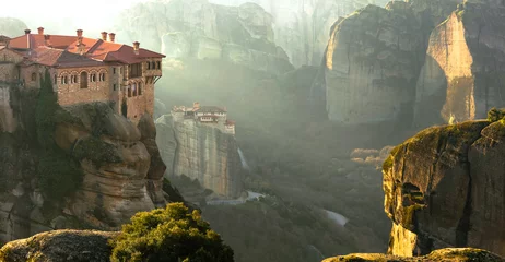 Türaufkleber Serene morning in impressive Meteora monasteries. Central Greece © Freesurf