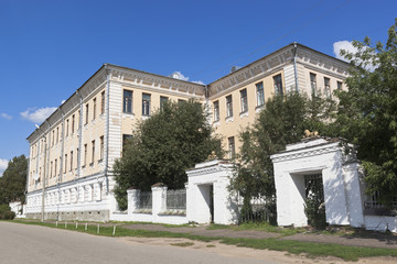 Obraz premium Building of the Veliky Ustyug humanitarian and pedagogical college on Naberezhnaya street in the city of Veliky Ustyug, Vologda region, Russia